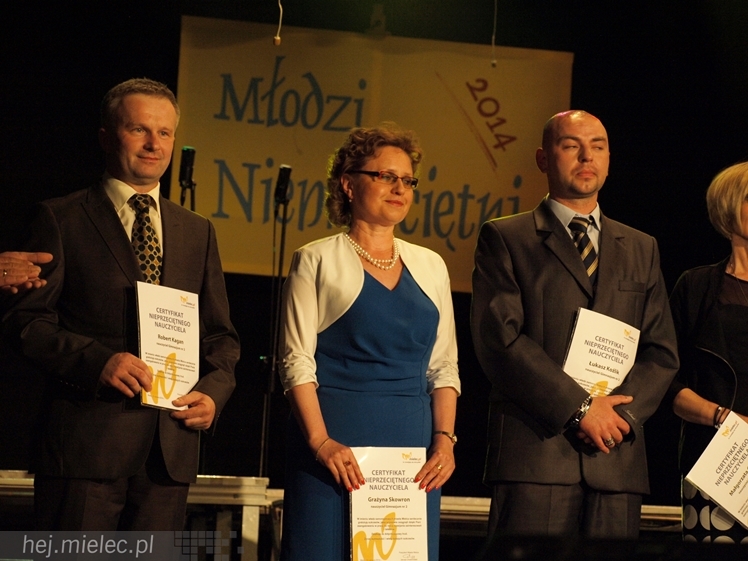 Najlepsi mieleccy uczniowie nagrodzeni podczas Gali Młodzi Nieprzeciętni 2014