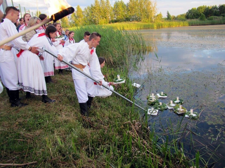 W Podleszanach obchodzono słowiańską Sobótkę