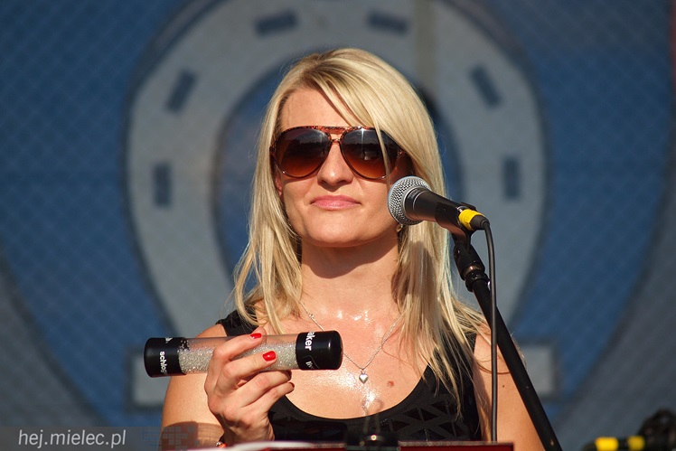 Za nami Dni Przecławia 2014, drugi dzień zabawy to przede wszystkim energiczny koncert zespołu Wanda i Banda.