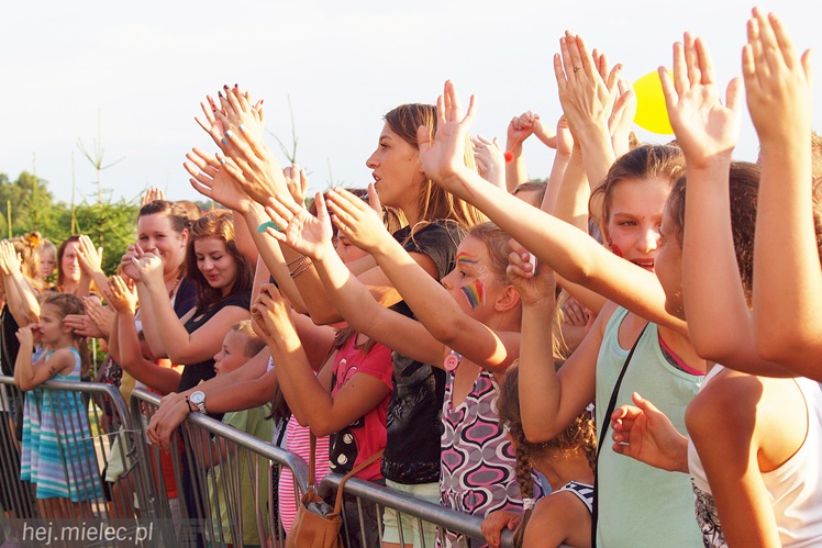 Za nami Dni Przecławia 2014, drugi dzień zabawy to przede wszystkim energiczny koncert zespołu Wanda i Banda.