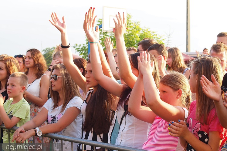 Za nami Dni Przecławia 2014, drugi dzień zabawy to przede wszystkim energiczny koncert zespołu Wanda i Banda.
