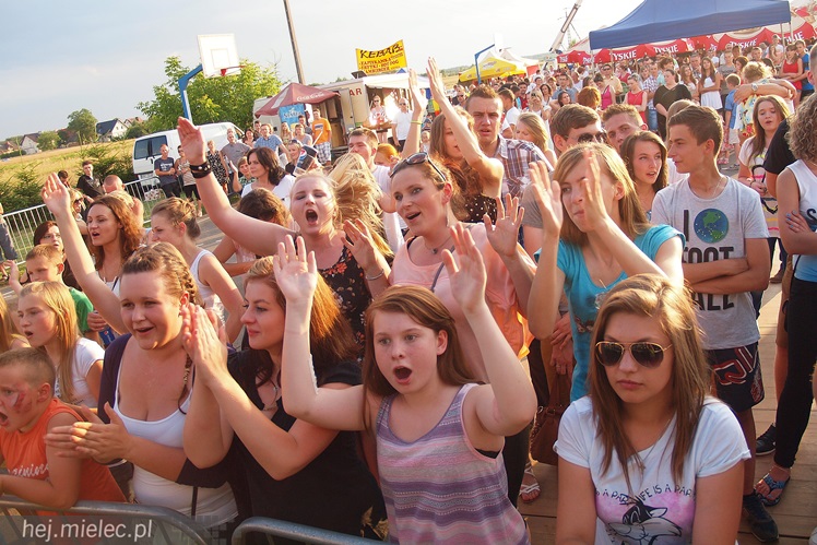 Za nami Dni Przecławia 2014, drugi dzień zabawy to przede wszystkim energiczny koncert zespołu Wanda i Banda.