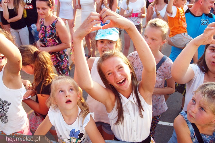 Za nami Dni Przecławia 2014, drugi dzień zabawy to przede wszystkim energiczny koncert zespołu Wanda i Banda.