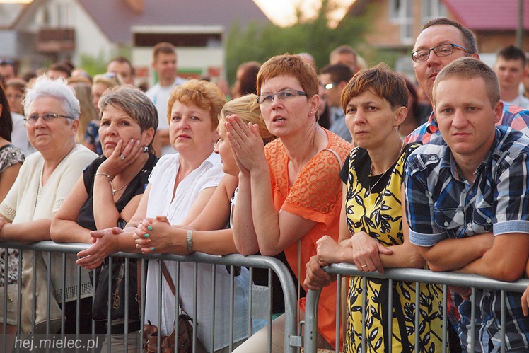 Za nami Dni Przecławia 2014, drugi dzień zabawy to przede wszystkim energiczny koncert zespołu Wanda i Banda.