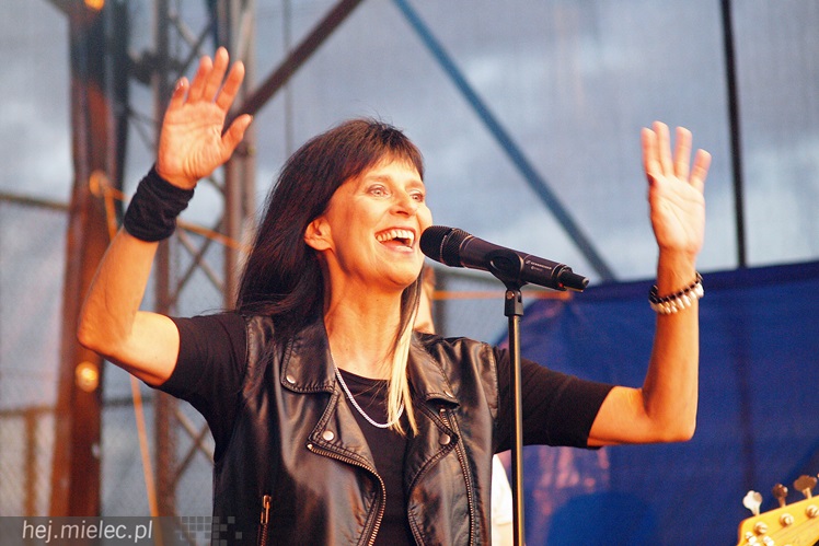 Za nami Dni Przecławia 2014, drugi dzień zabawy to przede wszystkim energiczny koncert zespołu Wanda i Banda.