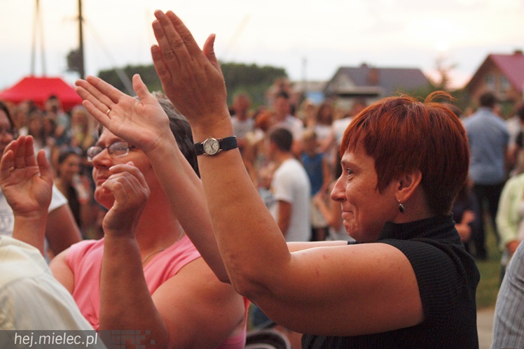 Za nami Dni Przecławia 2014, drugi dzień zabawy to przede wszystkim energiczny koncert zespołu Wanda i Banda.