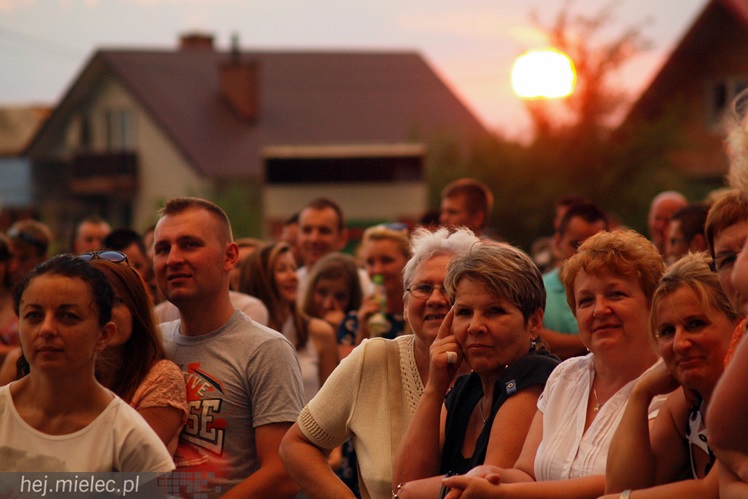 Za nami Dni Przecławia 2014, drugi dzień zabawy to przede wszystkim energiczny koncert zespołu Wanda i Banda.