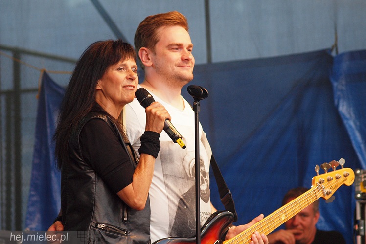 Za nami Dni Przecławia 2014, drugi dzień zabawy to przede wszystkim energiczny koncert zespołu Wanda i Banda.