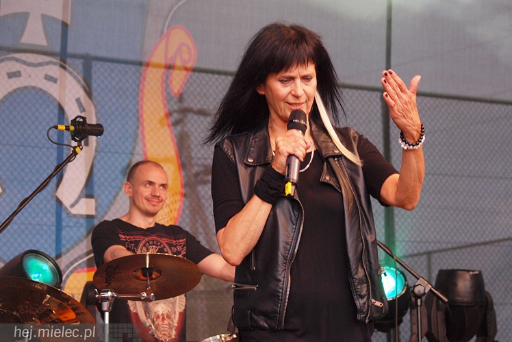 Za nami Dni Przecławia 2014, drugi dzień zabawy to przede wszystkim energiczny koncert zespołu Wanda i Banda.