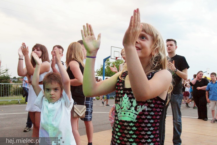 Za nami Dni Przecławia 2014, drugi dzień zabawy to przede wszystkim energiczny koncert zespołu Wanda i Banda.