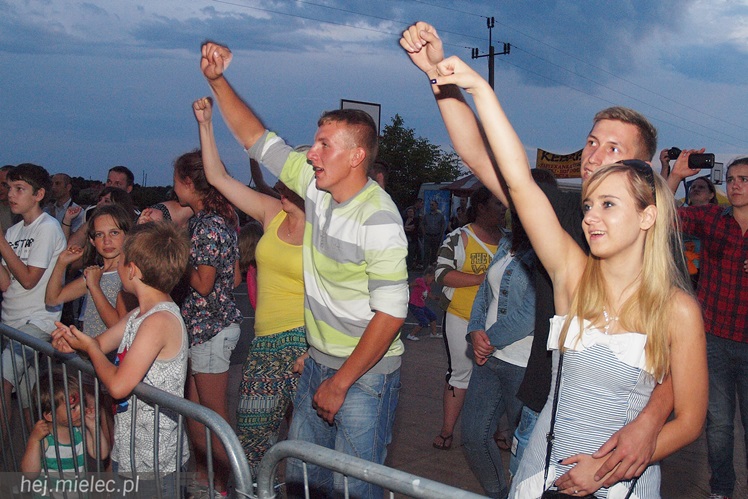Za nami Dni Przecławia 2014, drugi dzień zabawy to przede wszystkim energiczny koncert zespołu Wanda i Banda.