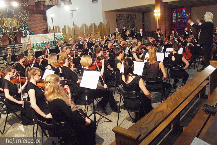 Symfonia dla kilkusetosobowej widowni, czyli koncert numer 2 Festiwalu