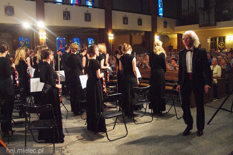 Symfonia dla kilkusetosobowej widowni, czyli koncert numer 2 Festiwalu