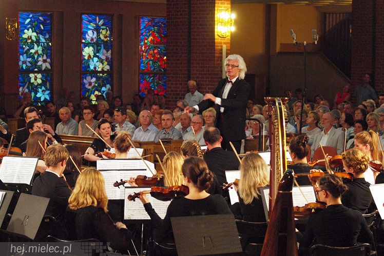 Symfonia dla kilkusetosobowej widowni, czyli koncert numer 2 Festiwalu