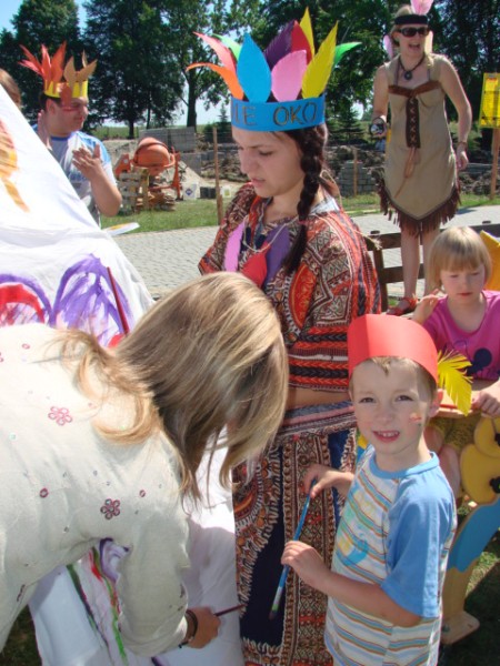 Wioska indiańska w Pniu. To znak, że wakacje rozpoczęły się na dobre