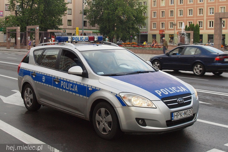 Około stu rowerzystów przejechało ulicami Mielca: rekreacja, integracja, manifest