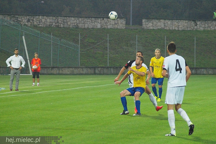 Nową 2 ligę Stal zaczęła od samobója. Później była seria baboli
