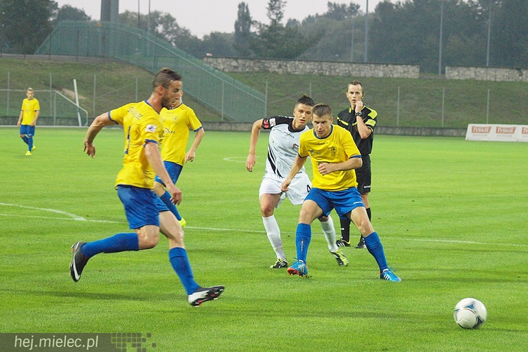 Nową 2 ligę Stal zaczęła od samobója. Później była seria baboli