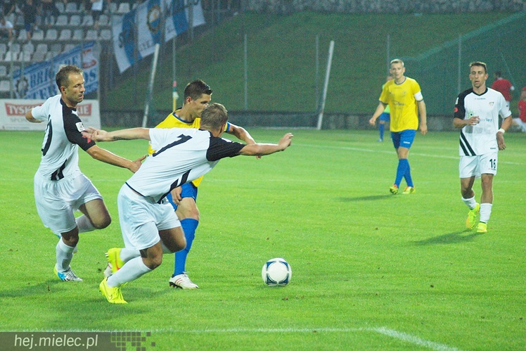 Nową 2 ligę Stal zaczęła od samobója. Później była seria baboli