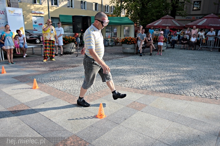 Piknik Rodzinny ?Grunt to rodzinka? CZĘŚĆ 1 ? ?Rodzinny labirynt?
