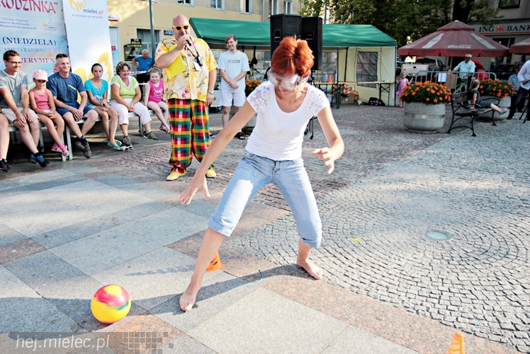 Piknik Rodzinny ?Grunt to rodzinka? CZĘŚĆ 1 ? ?Rodzinny labirynt?