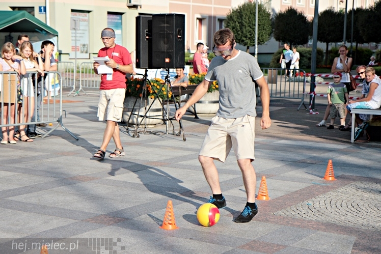 Piknik Rodzinny ?Grunt to rodzinka? CZĘŚĆ 1 ? ?Rodzinny labirynt?