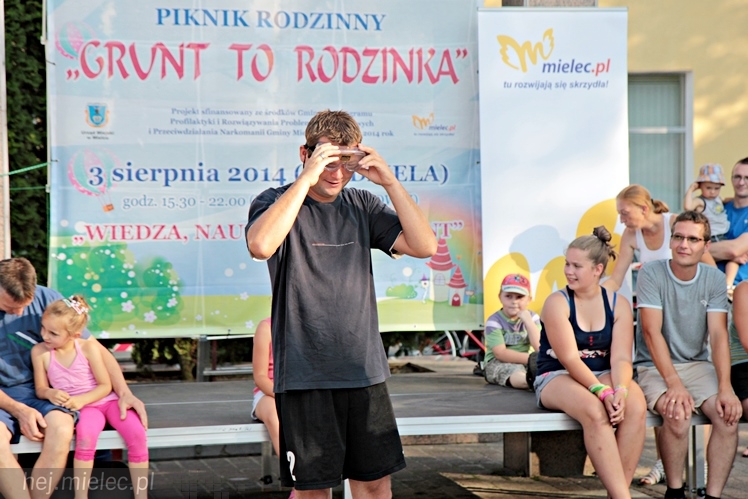 Piknik Rodzinny ?Grunt to rodzinka? CZĘŚĆ 1 ? ?Rodzinny labirynt?