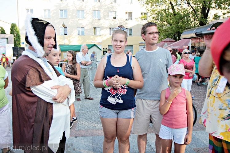 Piknik Rodzinny ?Grunt to rodzinka? CZĘŚĆ 1 ? ?Rodzinny labirynt?