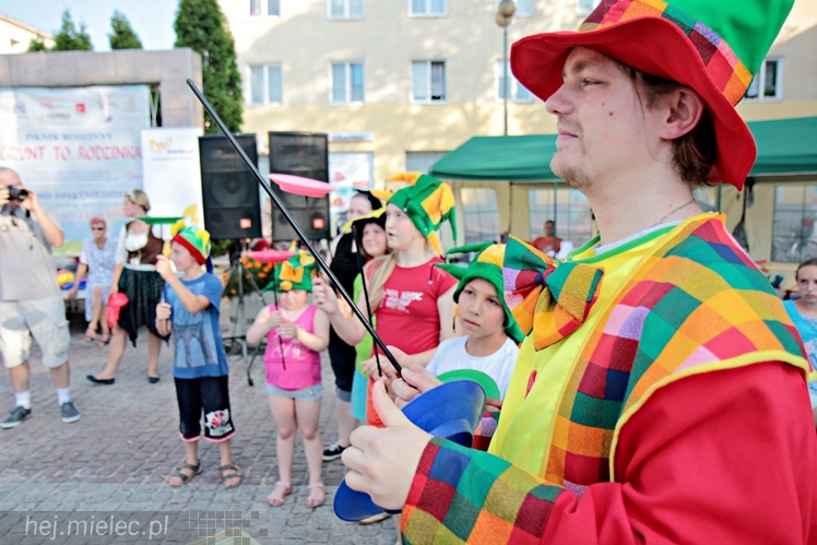 Piknik Rodzinny ?Grunt to rodzinka? CZĘŚĆ 1 ? ?Rodzinny labirynt?