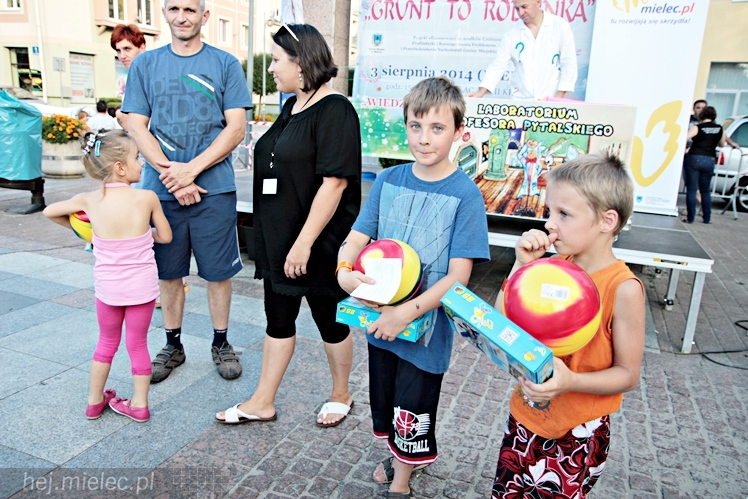 Piknik Rodzinny ?Grunt to rodzinka? CZĘŚĆ 1 ? ?Rodzinny labirynt?