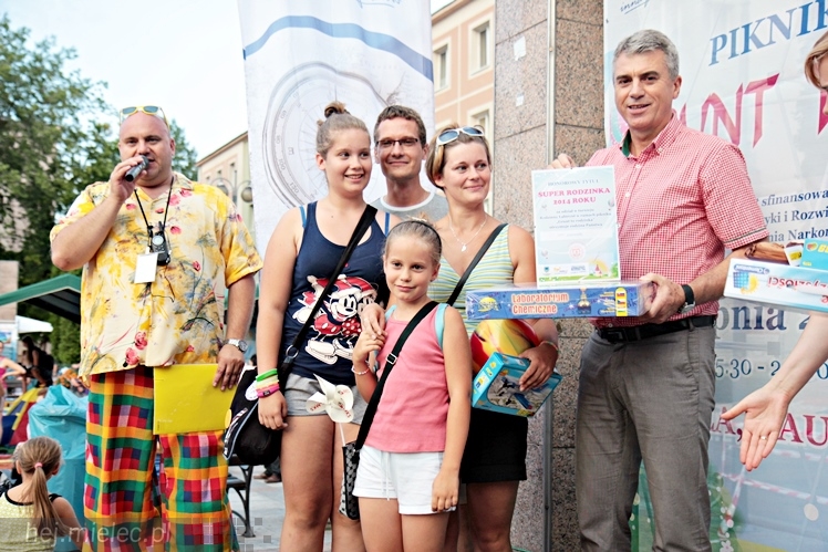 Piknik Rodzinny ?Grunt to rodzinka? CZĘŚĆ 1 ? ?Rodzinny labirynt?