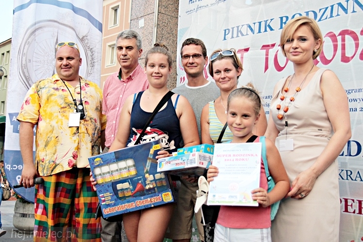 Piknik Rodzinny ?Grunt to rodzinka? CZĘŚĆ 1 ? ?Rodzinny labirynt?