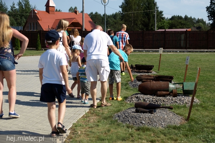 V Zlot Historyczno-Militarny w Bliźnie: odbicie poligonu, pokazy i turnieje