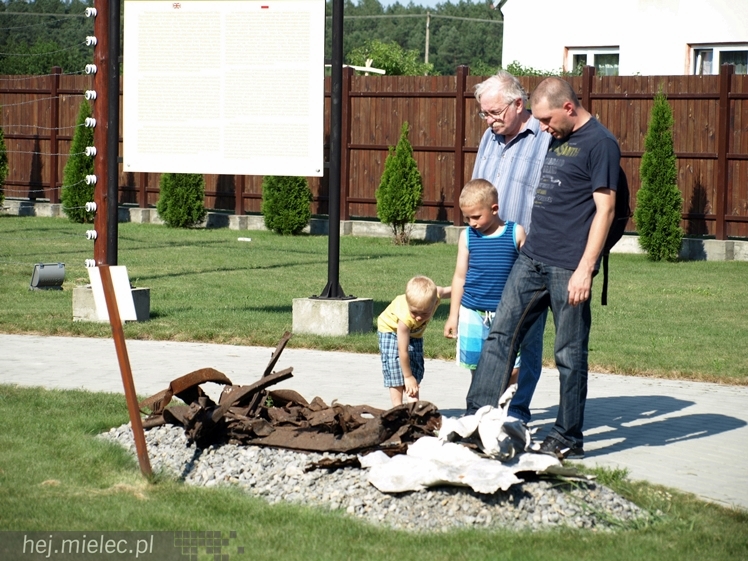 V Zlot Historyczno-Militarny w Bliźnie: odbicie poligonu, pokazy i turnieje