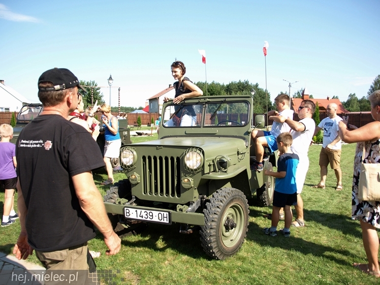 V Zlot Historyczno-Militarny w Bliźnie: odbicie poligonu, pokazy i turnieje