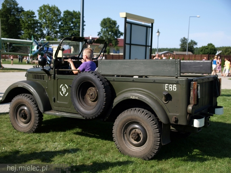 V Zlot Historyczno-Militarny w Bliźnie: odbicie poligonu, pokazy i turnieje