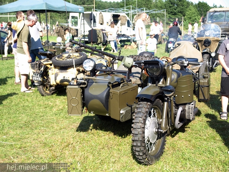 V Zlot Historyczno-Militarny w Bliźnie: odbicie poligonu, pokazy i turnieje