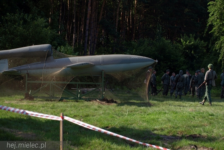V Zlot Historyczno-Militarny w Bliźnie: odbicie poligonu, pokazy i turnieje