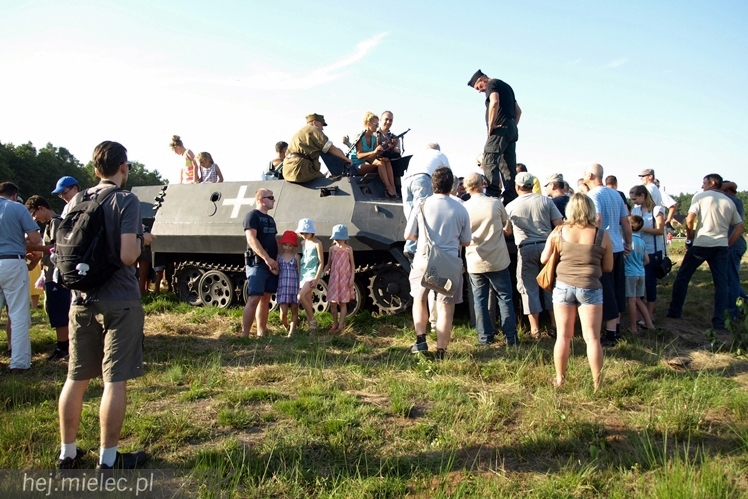 V Zlot Historyczno-Militarny w Bliźnie: odbicie poligonu, pokazy i turnieje