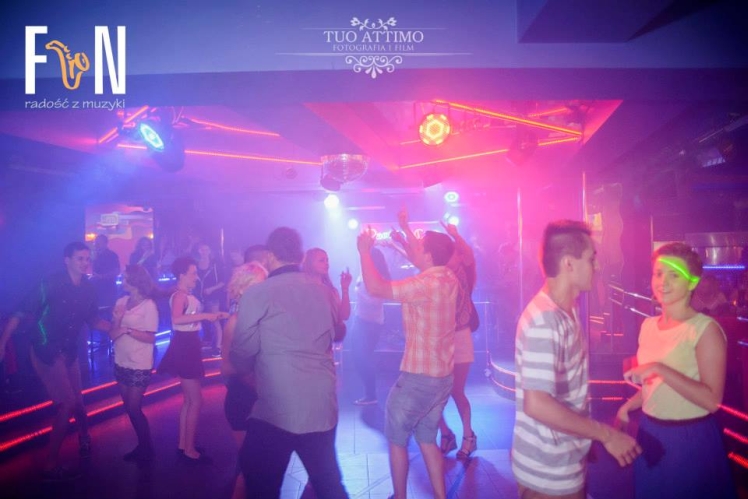 Dancing Night z zespołem FUN w Papillon Club. Impreza 27 lipca