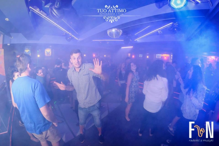 Dancing Night z zespołem FUN w Papillon Club. Impreza 27 lipca