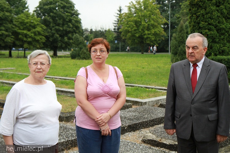Mielczanie i Ukraińcy razem na cmentarzu Armii Czerwonej, w rocznicę