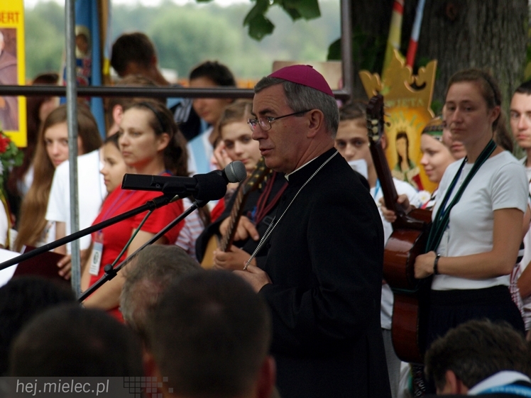 37. Rzeszowska Piesza Pielgrzymka dotarła do Jam. Wierni modlili się za Ojczyznę