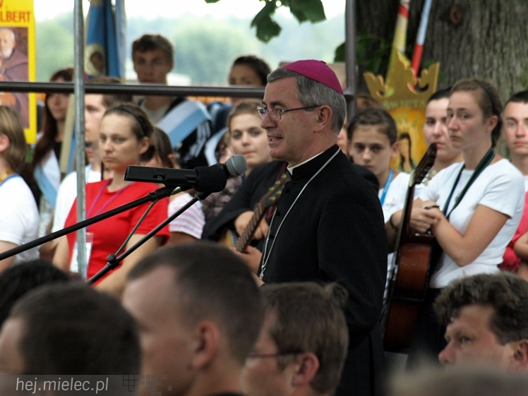 37. Rzeszowska Piesza Pielgrzymka dotarła do Jam. Wierni modlili się za Ojczyznę