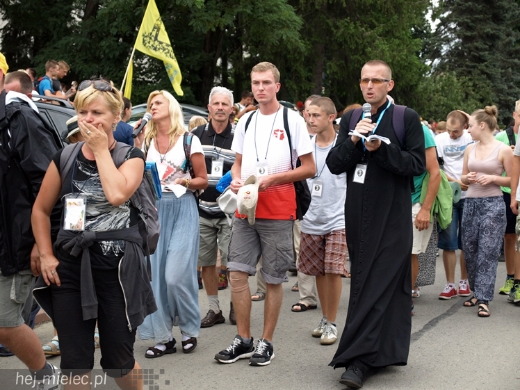 37. Rzeszowska Piesza Pielgrzymka dotarła do Jam. Wierni modlili się za Ojczyznę