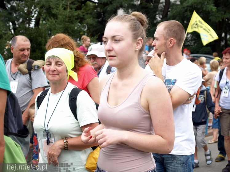 37. Rzeszowska Piesza Pielgrzymka dotarła do Jam. Wierni modlili się za Ojczyznę