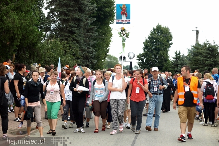 37. Rzeszowska Piesza Pielgrzymka dotarła do Jam. Wierni modlili się za Ojczyznę