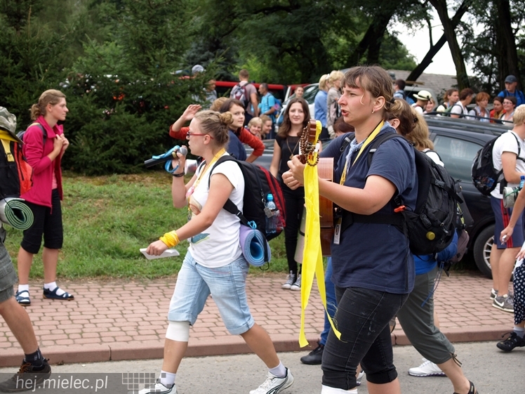 37. Rzeszowska Piesza Pielgrzymka dotarła do Jam. Wierni modlili się za Ojczyznę