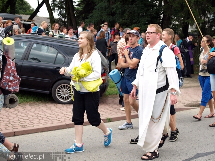 37. Rzeszowska Piesza Pielgrzymka dotarła do Jam. Wierni modlili się za Ojczyznę