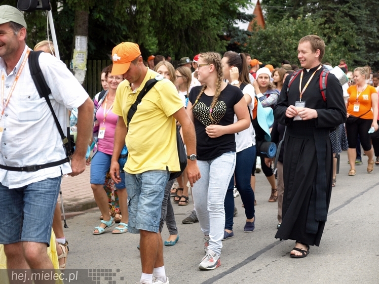 37. Rzeszowska Piesza Pielgrzymka dotarła do Jam. Wierni modlili się za Ojczyznę